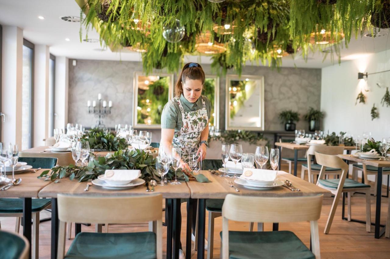 Herbarium Boutique Hotel 奥洛穆茨 外观 照片